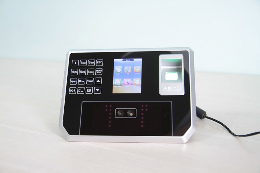 Máy chấm công nhận diện khuôn mặt